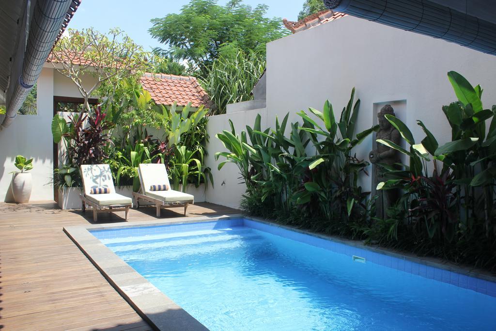 Kailysa Indah Villa *
